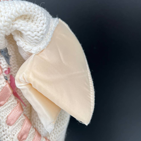 Colleen’s Collection Embroidered Sweater - Picture 11 of 11